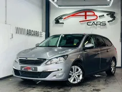 Grijs Gebruikt 2016 Peugeot 308 Allure Stationwagen | € 10.990 (Eerlijke prijs)