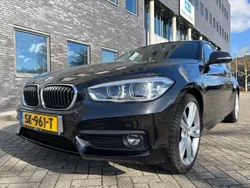 Zwart Gebruikt 2018 BMW 118 Executive Hatchback | € 15.980 (Goede deal)