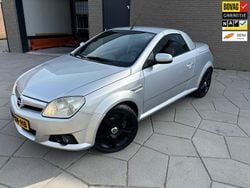 Grijs Gebruikt 2007 Opel Tigra Cabriolet | € 3.850 (Iets duurder)