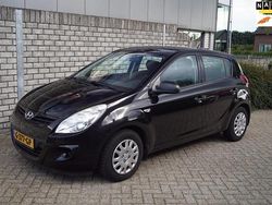 Zwart Gebruikt 2012 Hyundai i20 Hatchback | € 6.950 (Eerlijke prijs)