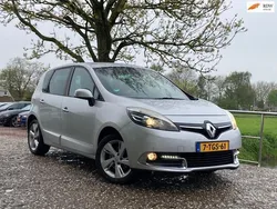 Grijs Gebruikt 2013 Renault Scénic III Expression MPV | € 4.975 (Goede deal)