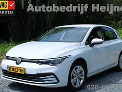Wit Gebruikt 2020 VW Golf VIII Life Hatchback | € 19.445 (Eerlijke prijs)
