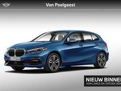 Blauw Gebruikt 2022 BMW 118 Executive Hatchback | € 26.995 (Goede deal)