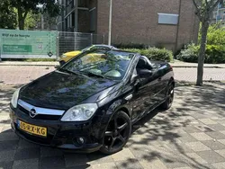 Zwart Gebruikt 2005 Opel Tigra Cabriolet | € 1.650 (Eerlijke prijs)