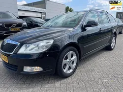 Zwart Gebruikt 2013 Skoda Octavia Comfort Stationwagen | € 4.950 (Eerlijke prijs)