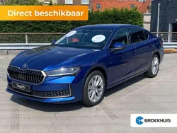 Blauw Nieuw 2024 Skoda Superb First Edition Hatchback | € 39.950 (Super prijs)