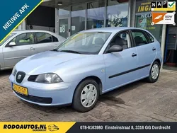 Blauw Gebruikt 2002 Seat Ibiza Stella Hatchback | € 1.499 (Iets duurder)