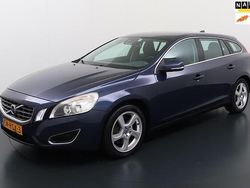Blauw Gebruikt 2011 Volvo V60 Momentum Stationwagen | € 11.450 (Iets duurder)