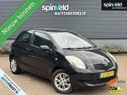 Zwart Gebruikt 2008 Toyota Yaris Hatchback | € 2.250 (Eerlijke prijs)