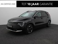 Zwart, metallic lak Gebruikt 2023 Kia e-Niro SUV | € 33.940 (Eerlijke prijs)