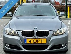 Grijs Gebruikt 2010 BMW 318 Executive Stationwagen | € 4.950
