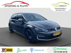 Zwart, metallic lak Gebruikt 2015 VW Golf VII GTE Hatchback | € 16.240 (Eerlijke prijs)