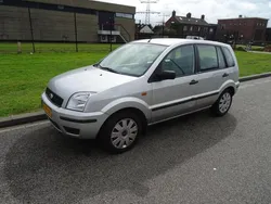 Grijs, metallic lak Gebruikt 2004 Ford Fusion Celebration MPV | € 995 (Goede deal)