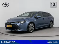 Denim blue metallic (blauw metallic) Gebruikt 2020 Toyota Corolla Stationwagen | € 19.945 (Eerlijke prijs)