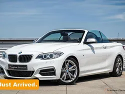 Wit Gebruikt 2015 BMW M235 Executive Cabriolet | € 34.950 (Eerlijke prijs)