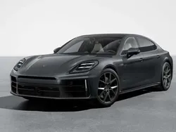 Grijs, metallic lak Gebruikt 2024 Porsche Panamera 4 Executive Sedan | € 149.900