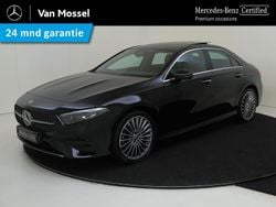 Zwart Gebruikt 2024 Mercedes A250 AMG line Sedan | € 38.945 (Iets duurder)