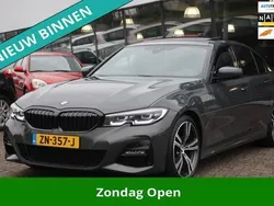 Grijs, metallic lak Gebruikt 2019 BMW 320 Executive Sedan | € 27.945 (Iets duurder)