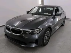Grijs Gebruikt 2021 BMW 318 Sport Line Sedan | € 25.490 (Goede deal)
