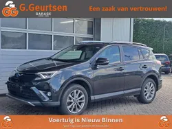 , metallic lak Gebruikt 2017 Toyota RAV4 Hybrid Executive SUV | € 24.900 (Eerlijke prijs)