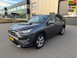 Grijs, metallic lak Gebruikt 2020 Toyota RAV4 Hybrid Business Edition SUV | € 31.999 (Eerlijke prijs)