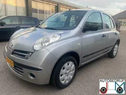 Grijs, metallic lak Gebruikt 2006 Nissan Micra Hatchback | € 1.750 (Iets duurder)