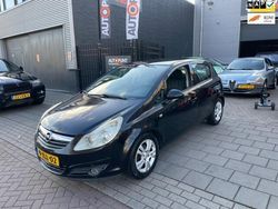Zwart Gebruikt 2010 Opel Corsa Cosmo Hatchback | € 2.499 (Super prijs)
