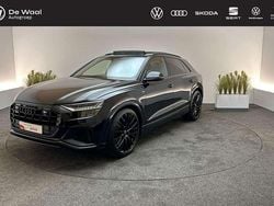 Orkazwart metallic Gebruikt 2021 Audi Q8 S-Line SUV | € 63.800 (Goede deal)