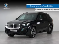 Zwart Nieuw 2025 BMW iX1 M Sport SUV | € 50.950 (Super prijs)