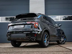 Zwart, metallic lak Gebruikt 2023 Lynk & Co 01 SUV | € 28.999 (Eerlijke prijs)