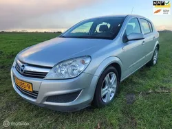 Grijs Gebruikt 2009 Opel Astra Business Hatchback | € 2.250 (Eerlijke prijs)