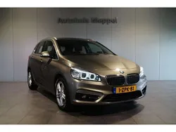 Grijs Gebruikt 2015 BMW 220 Luxury Line Stationwagen | € 16.900 (Duur)