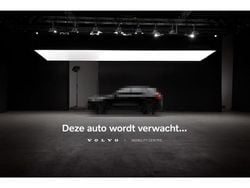 Grijs (metallic) Gebruikt 2023 Volvo V60 CC Stationwagen | € 52.935 (Eerlijke prijs)