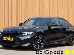Zwart Gebruikt 2023 BMW 330 M Sport Sedan | € 42.940 (Eerlijke prijs)