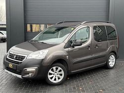 Grijs Gebruikt 2017 Peugeot Partner Tepee Active MPV | € 10.995 (Eerlijke prijs)