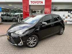Zwart Gebruikt 2019 Toyota Yaris Limited Hatchback | € 17.450 (Eerlijke prijs)