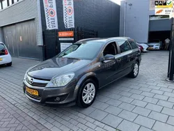 Grijs Gebruikt 2009 Opel Astra Cosmo Stationwagen | € 2.499 (Eerlijke prijs)