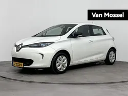 Wit Gebruikt 2019 Renault Zoe Life Hatchback | € 11.940 (Eerlijke prijs)