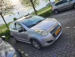 Grijs Gebruikt 2010 Suzuki Alto Hatchback | € 2.000 (Goede deal)