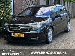 Zwart Gebruikt 2004 Opel Signum Stationwagen | € 6.999