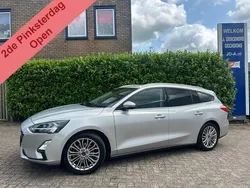 Grijs, metallic lak Gebruikt 2019 Ford Focus Titanium Stationwagen | € 14.950 (Super prijs)