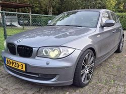 Grijs Gebruikt 2011 BMW 118 Hatchback | € 5.000