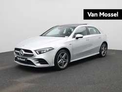 Grijs Gebruikt 2020 Mercedes A250 Business Hatchback | € 29.400 (Eerlijke prijs)