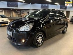 Zwart Gebruikt 2016 Mitsubishi Space Star Hatchback | € 5.950 (Eerlijke prijs)