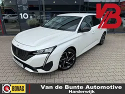 Wit Gebruikt 2022 Peugeot 308 Allure Hatchback | € 23.500 (Eerlijke prijs)