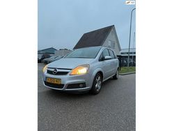 Grijs Gebruikt 2007 Opel Zafira Essentia MPV | € 1.550 (Goede deal)