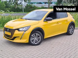 Geel Gebruikt 2023 Peugeot e-208 Active Hatchback | € 18.440 (Goede deal)