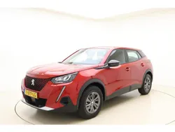 Rood Gebruikt 2023 Peugeot e-2008 Active SUV | € 22.945 (Eerlijke prijs)