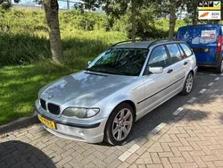 Grijs Gebruikt 2002 BMW 318 Executive Stationwagen | € 1.299 (Super prijs)