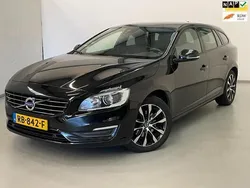 Zwart Gebruikt 2017 Volvo V60 Dynamic Stationwagen | € 8.250 (Eerlijke prijs)